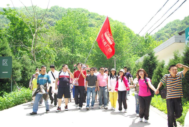 深视广告红河谷2日游